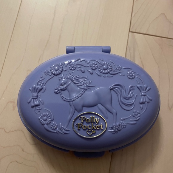 VINTAGE POLLY POCKET DOLL HOUSE🍯💋 - Picture 2 of 2